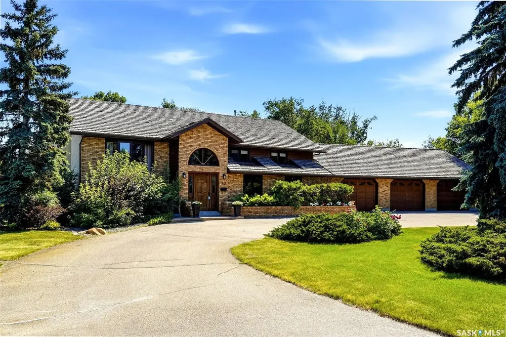 33 Federal Drive White City SK S4L 5B1