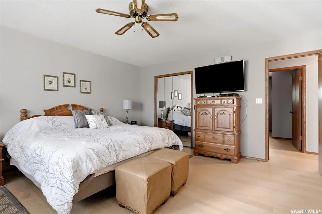 33 Federal Drive White City SK S4L 5B1