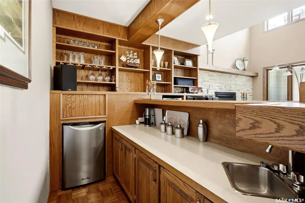 33 Federal Drive White City SK S4L 5B1