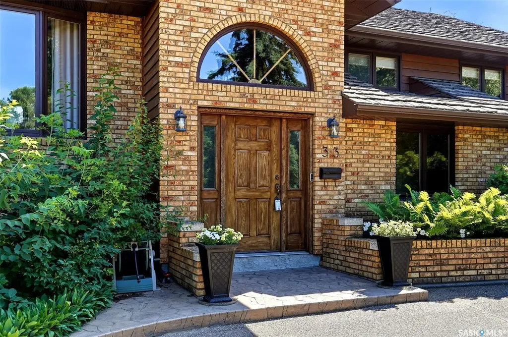 33 Federal Drive White City SK S4L 5B1
