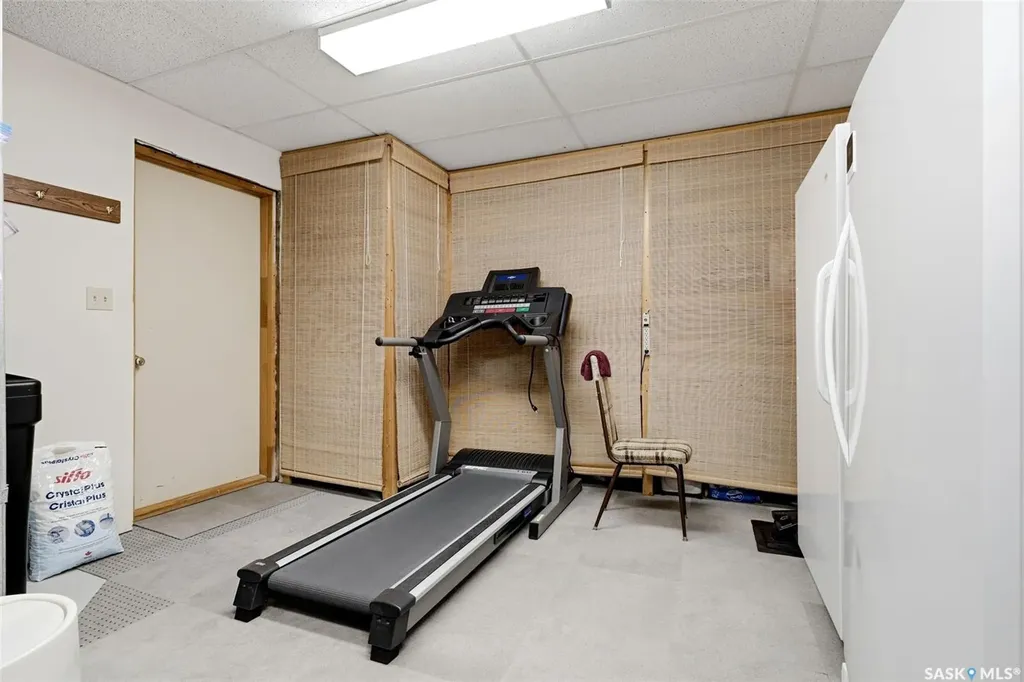 33 Federal Drive White City SK S4L 5B1
