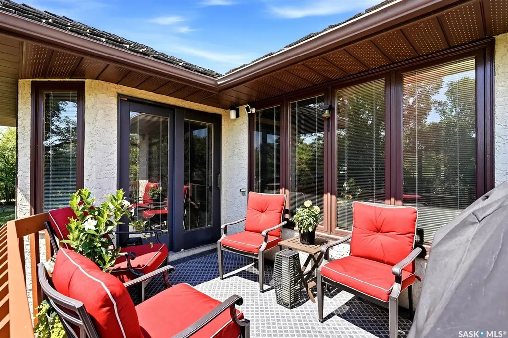 33 Federal Drive White City SK S4L 5B1