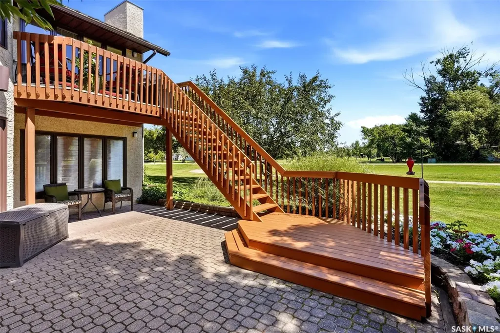 33 Federal Drive White City SK S4L 5B1