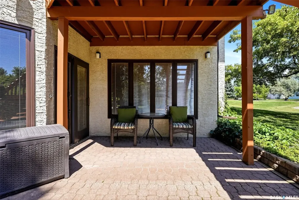 33 Federal Drive White City SK S4L 5B1