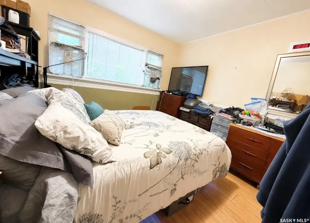 334 6th Avenue SE Swift Current SK S9H 3P1