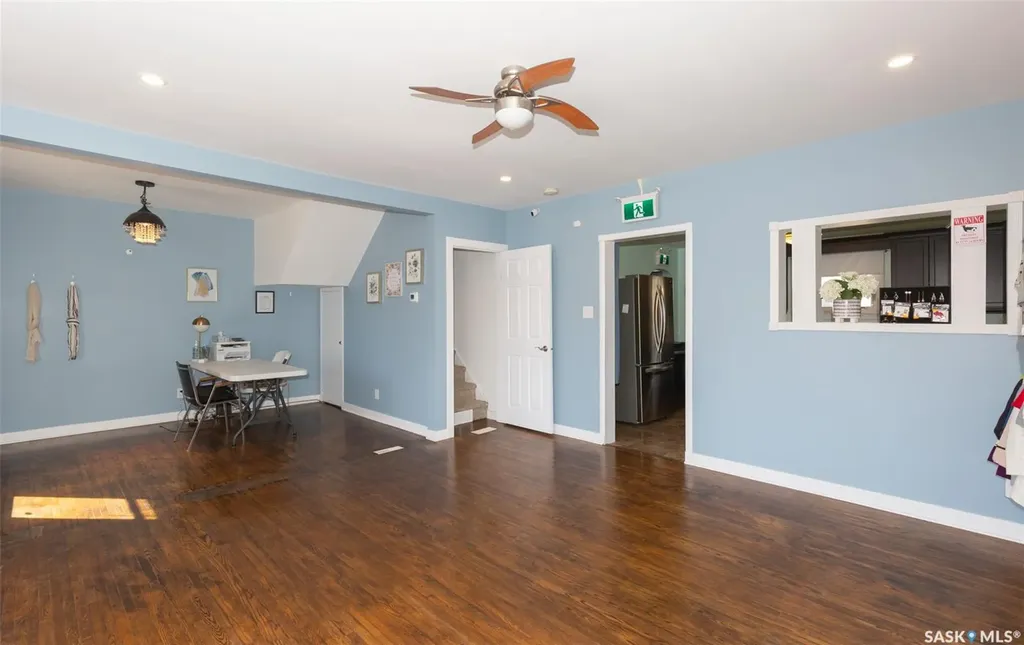 454 Fairford Street W Moose Jaw SK S6H 1W2