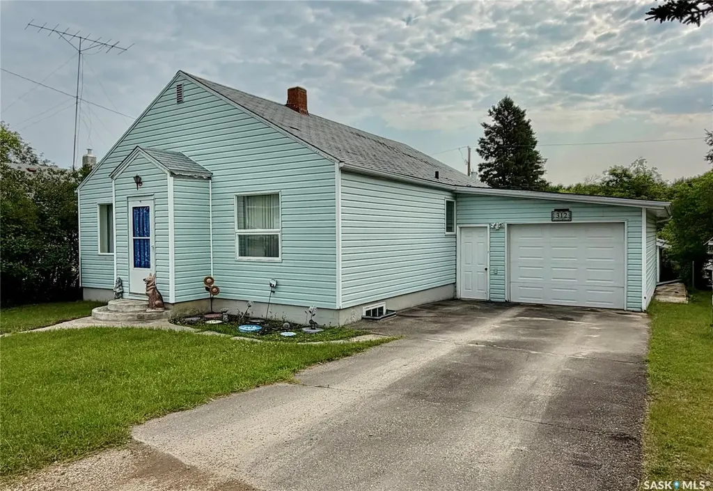 312 Prince Street Hudson Bay SK S0E 0Y0