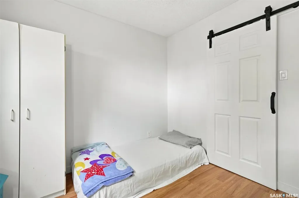 1709 2nd Avenue N Saskatoon SK S7K 3N2