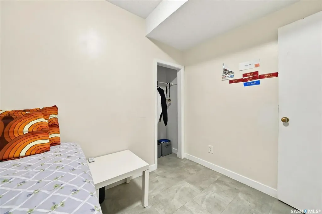 1709 2nd Avenue N Saskatoon SK S7K 3N2