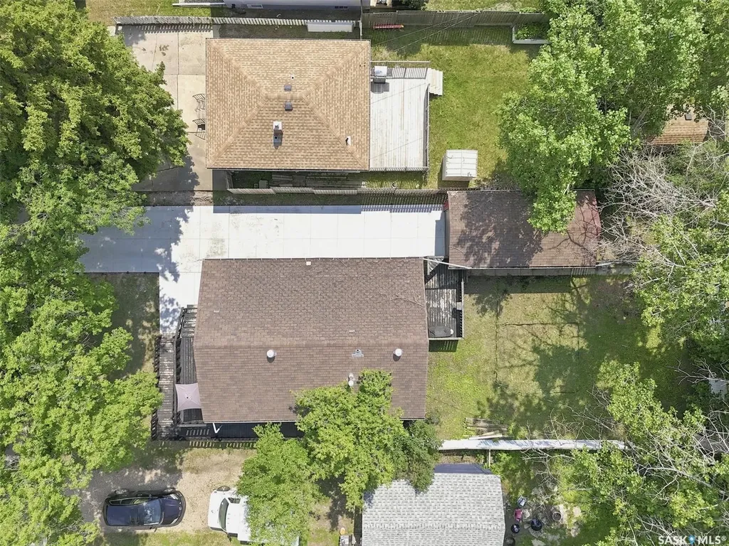 1709 2nd Avenue N Saskatoon SK S7K 3N2