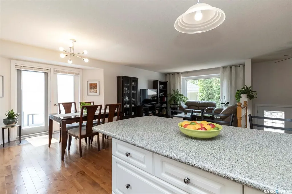 439 Fairbrother Court Saskatoon SK S7S 1H9