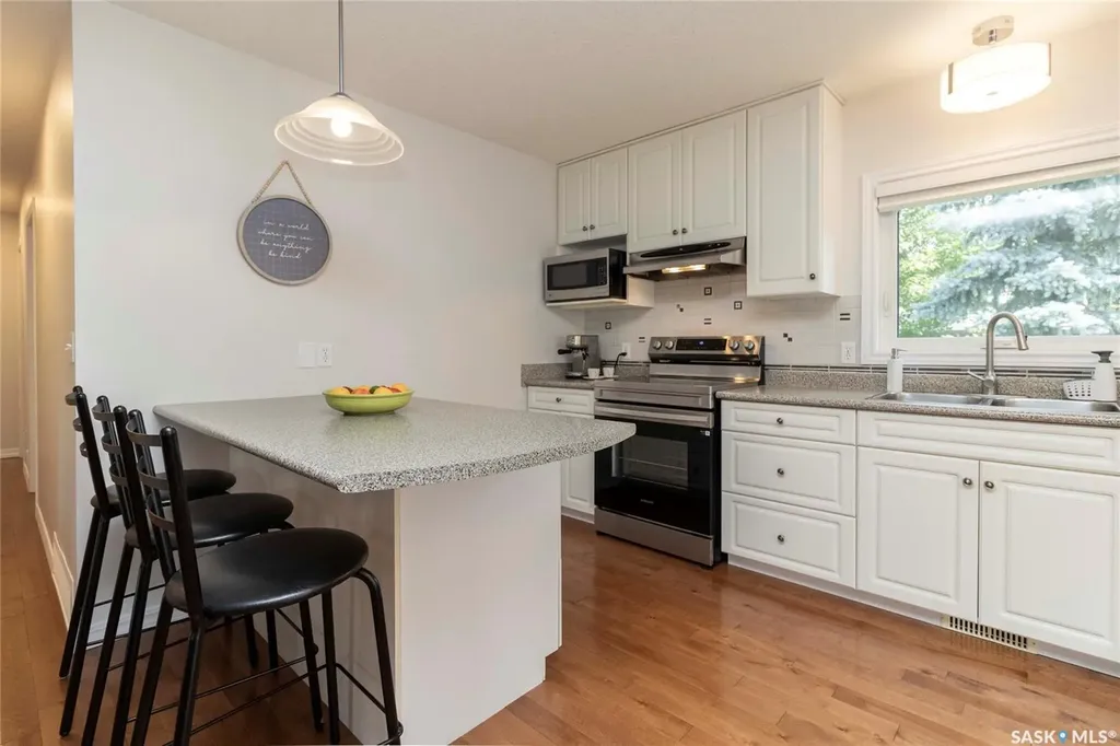 439 Fairbrother Court Saskatoon SK S7S 1H9