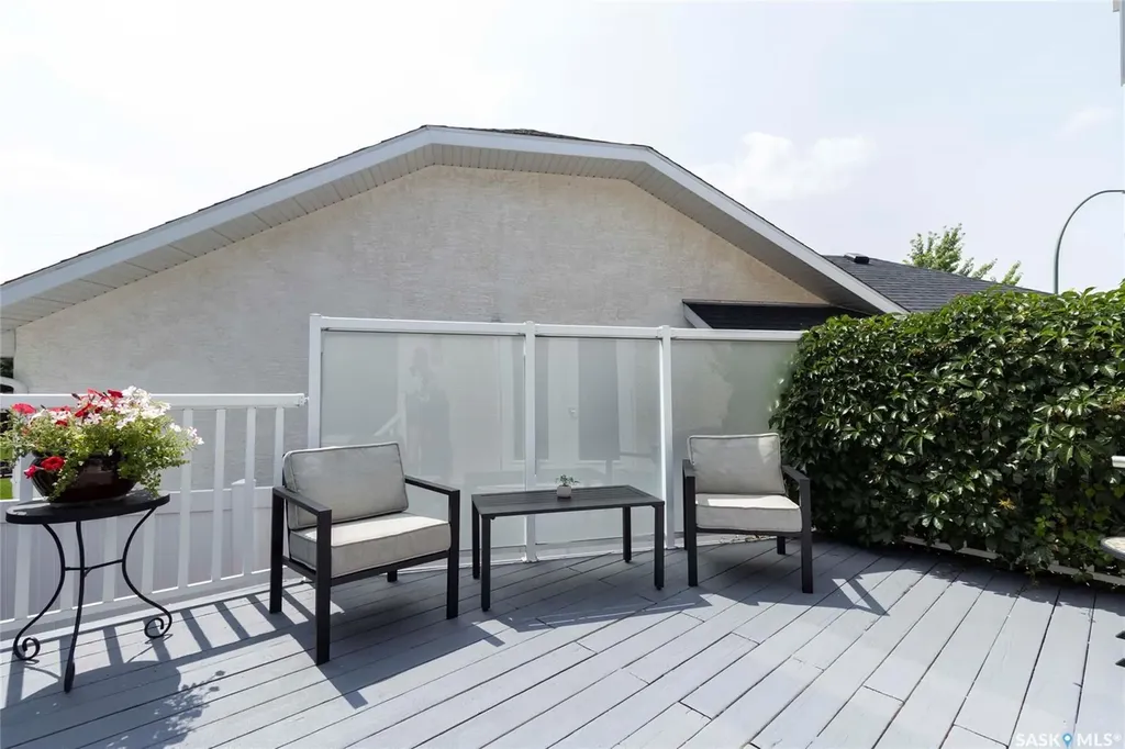 439 Fairbrother Court Saskatoon SK S7S 1H9