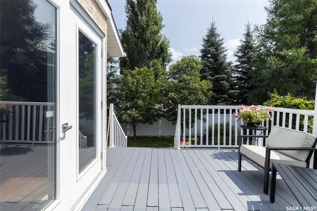 439 Fairbrother Court Saskatoon SK S7S 1H9