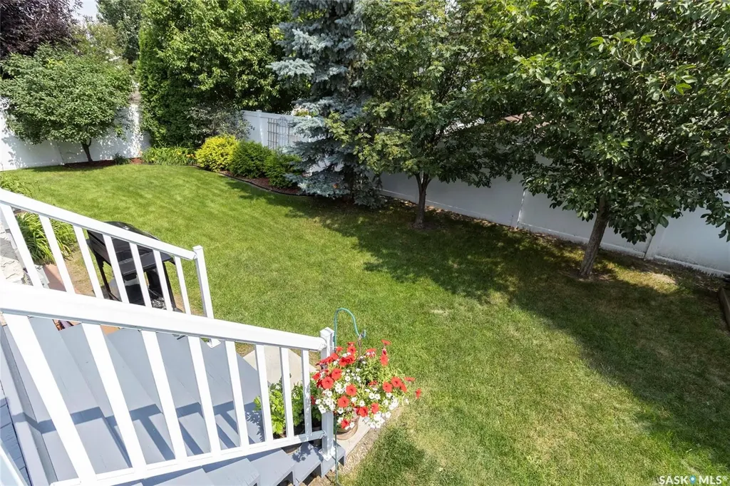 439 Fairbrother Court Saskatoon SK S7S 1H9