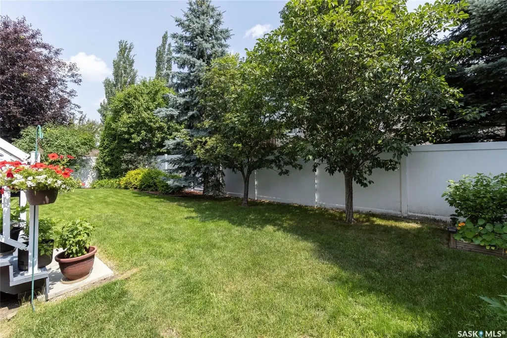 439 Fairbrother Court Saskatoon SK S7S 1H9