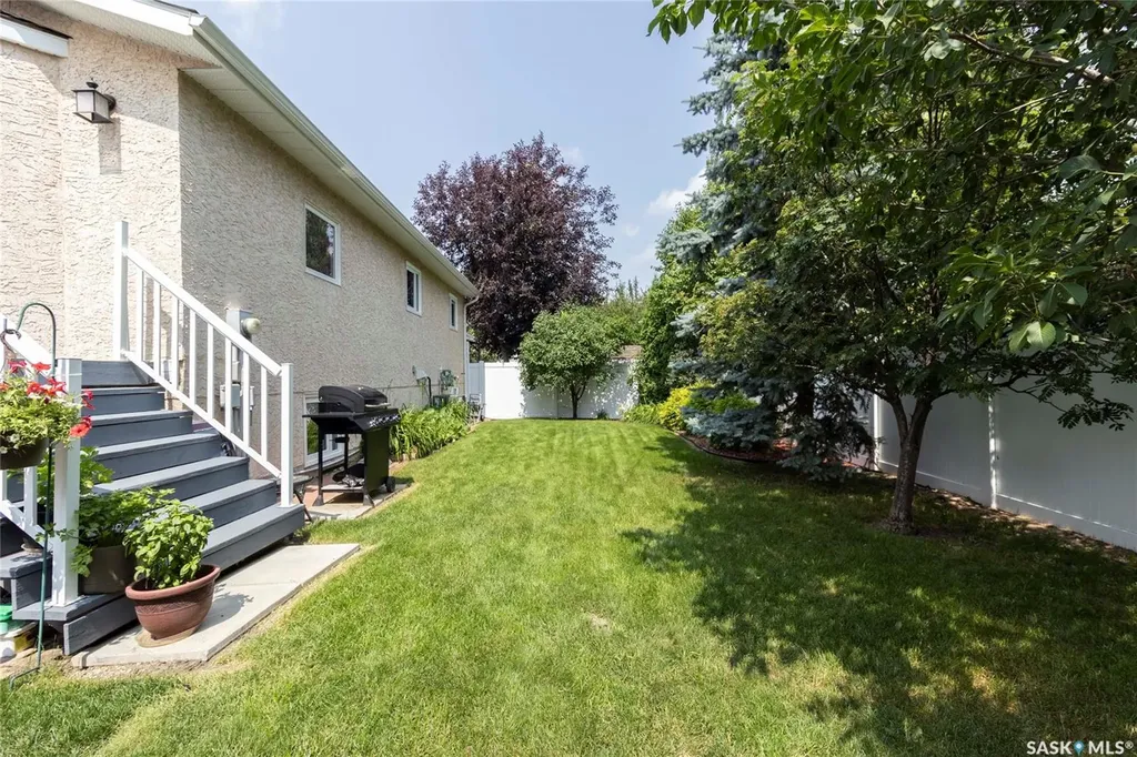 439 Fairbrother Court Saskatoon SK S7S 1H9