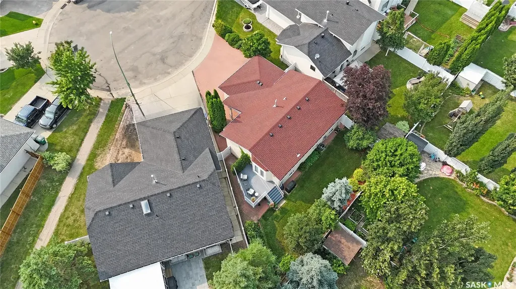 439 Fairbrother Court Saskatoon SK S7S 1H9