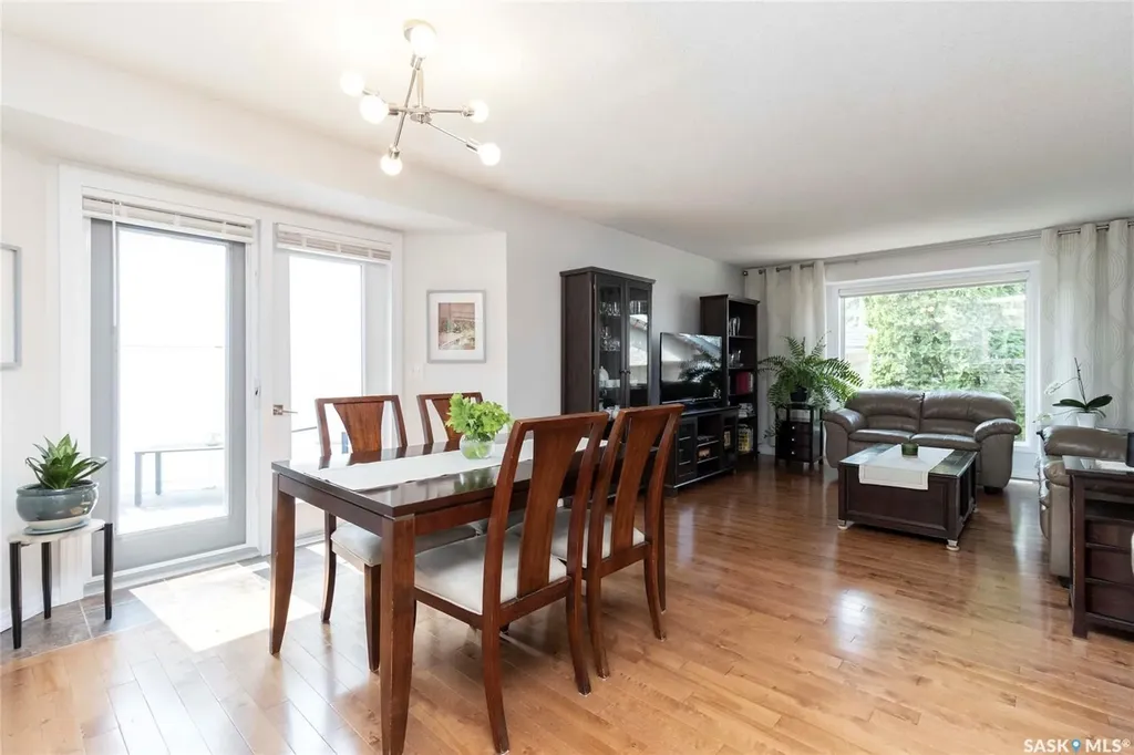 439 Fairbrother Court Saskatoon SK S7S 1H9