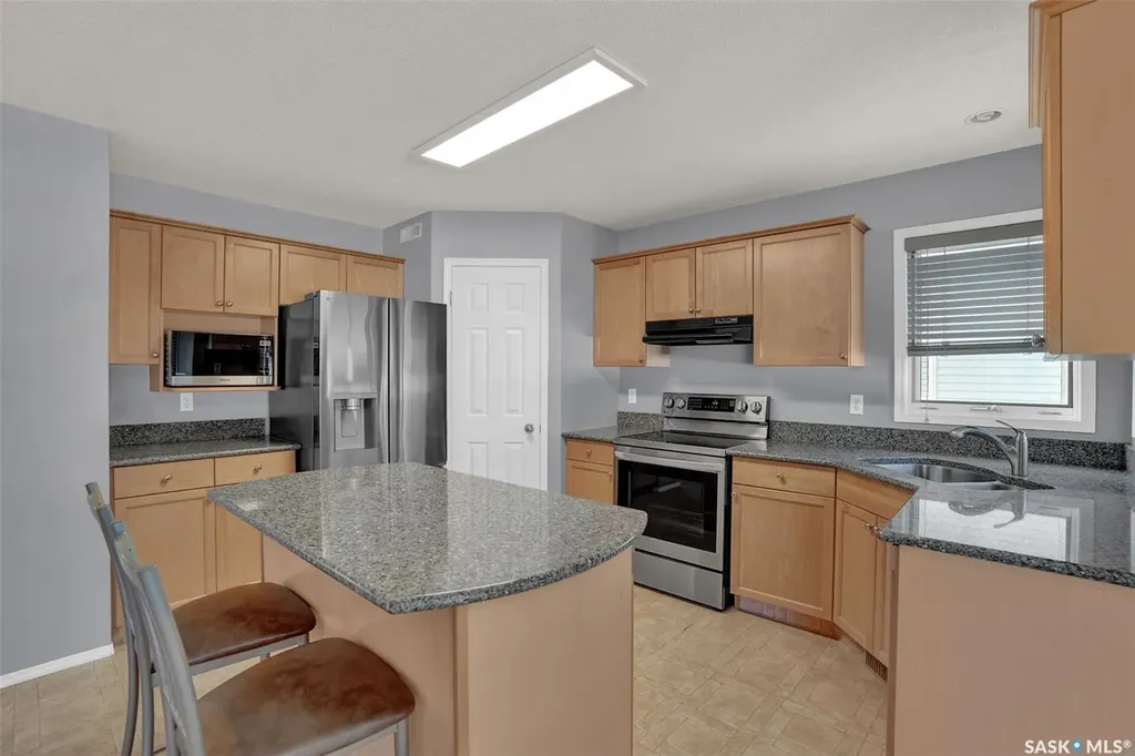 1675 Rousseau Crescent N Regina SK S4X 4L9