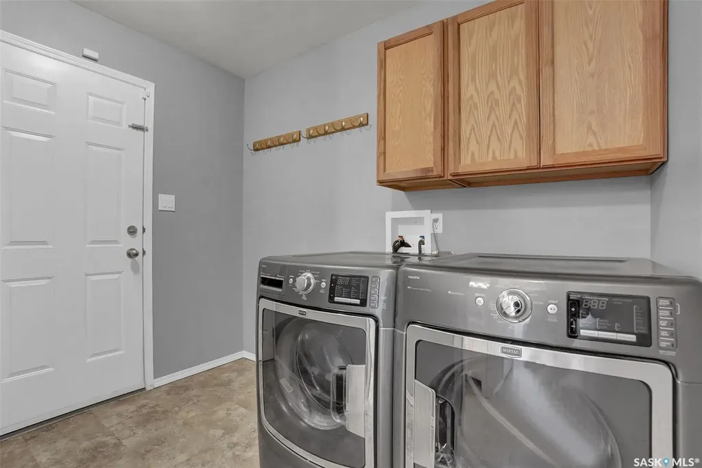 1675 Rousseau Crescent N Regina SK S4X 4L9
