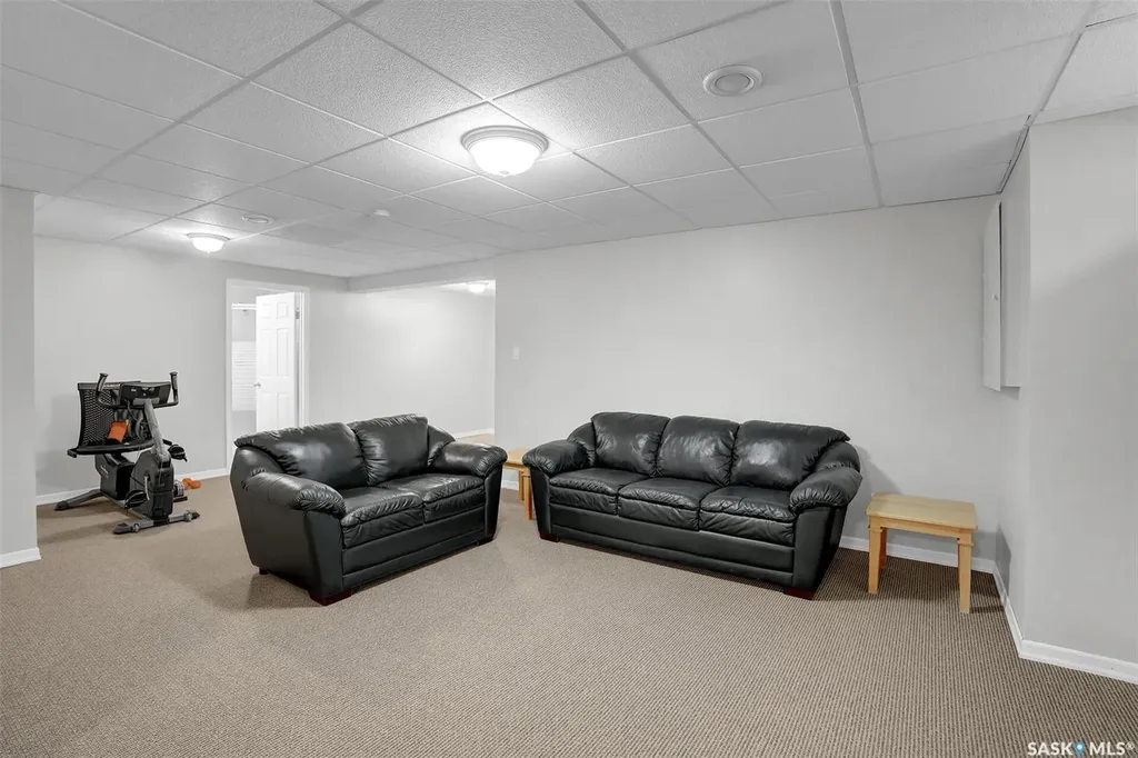 1675 Rousseau Crescent N Regina SK S4X 4L9