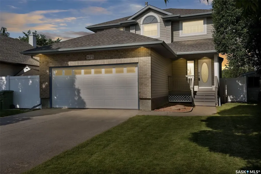 1675 Rousseau Crescent N Regina SK S4X 4L9