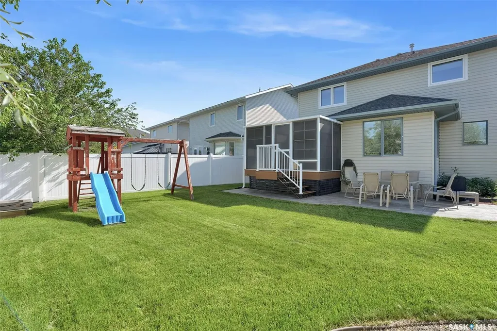 1675 Rousseau Crescent N Regina SK S4X 4L9