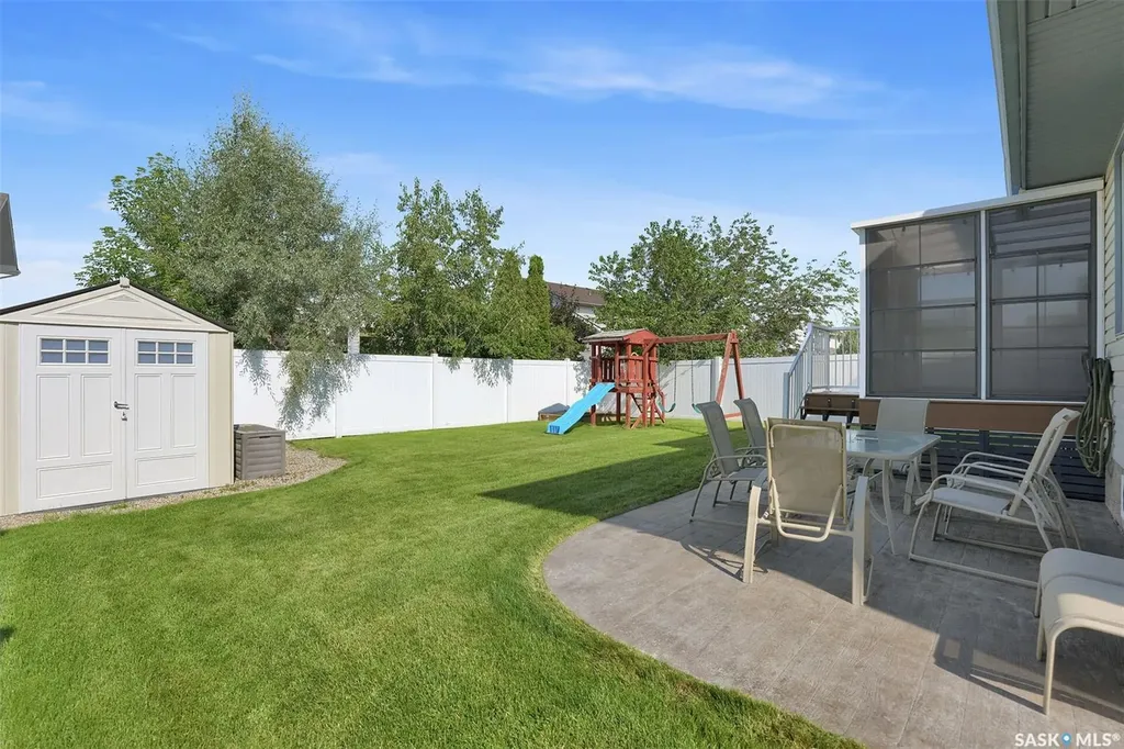 1675 Rousseau Crescent N Regina SK S4X 4L9