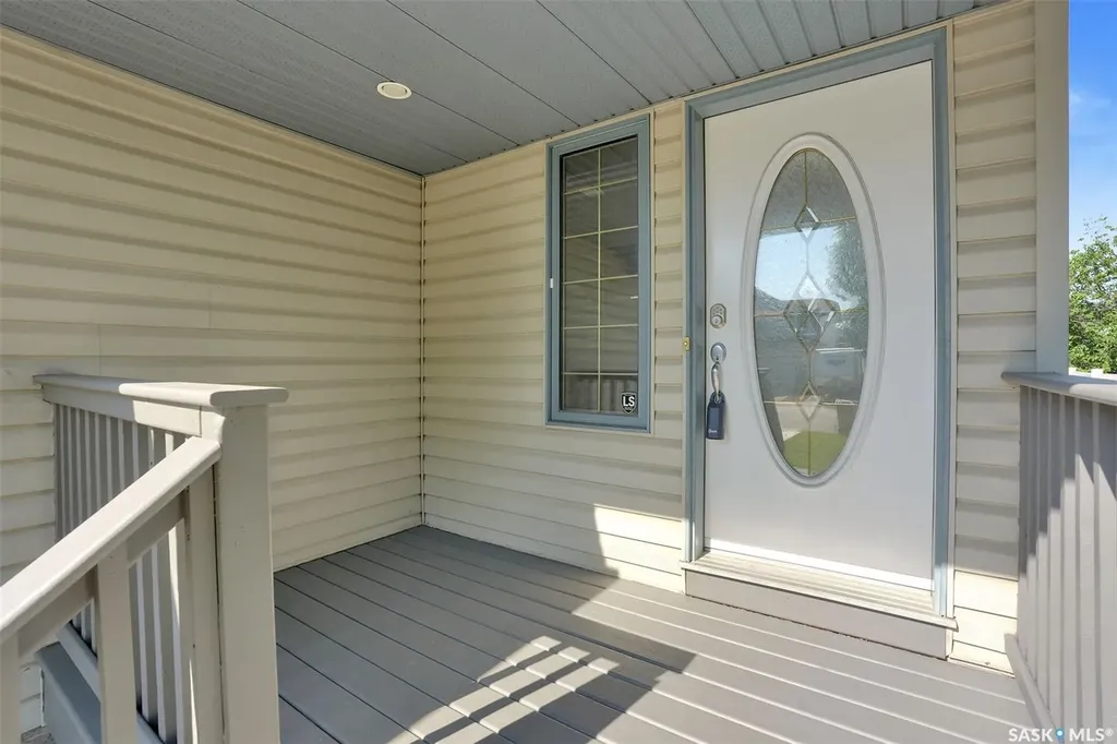 1675 Rousseau Crescent N Regina SK S4X 4L9