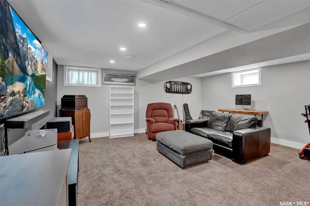 2604 Robinson Street Regina SK S4T 2R4
