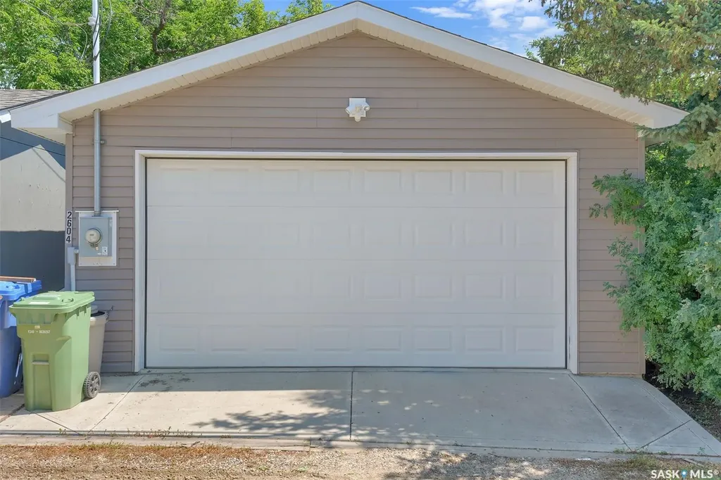 2604 Robinson Street Regina SK S4T 2R4