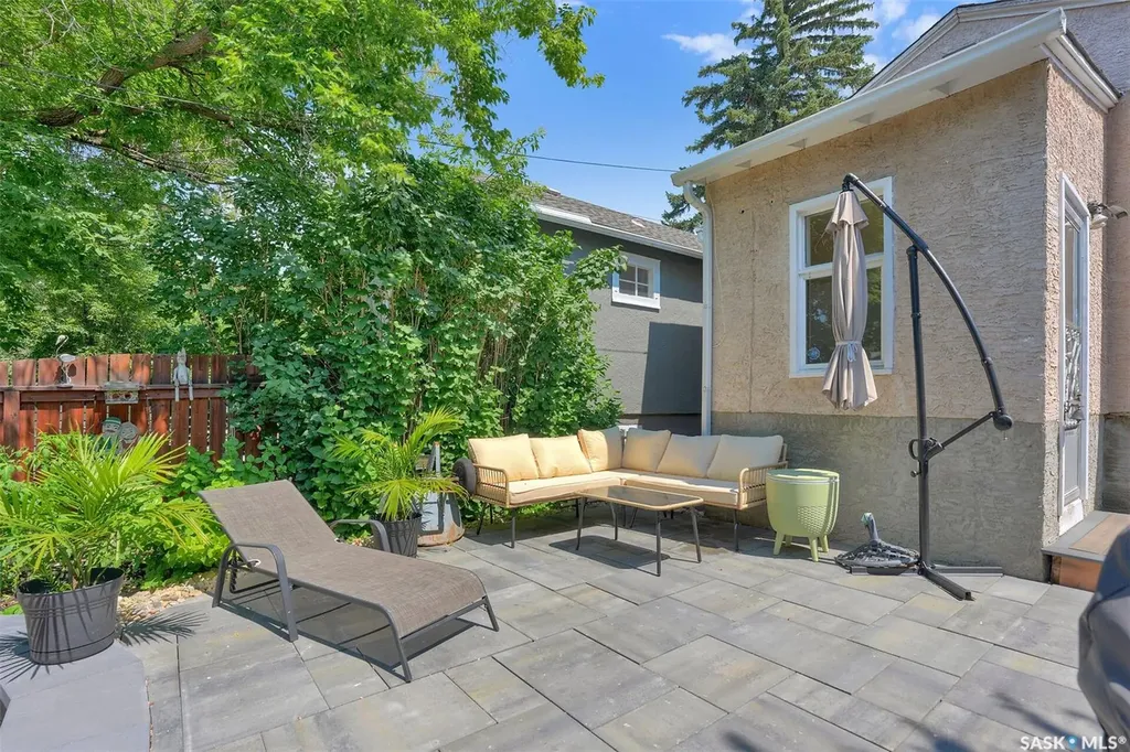 2604 Robinson Street Regina SK S4T 2R4