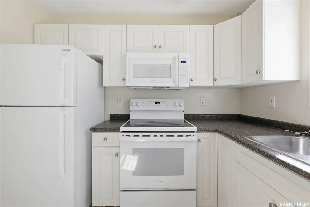 203 Herold Terrace Saskatoon SK S7V 1H8
