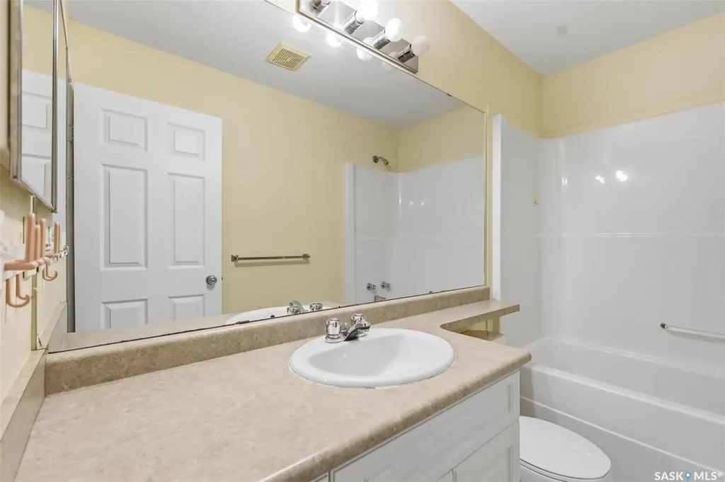 203 Herold Terrace Saskatoon SK S7V 1H8