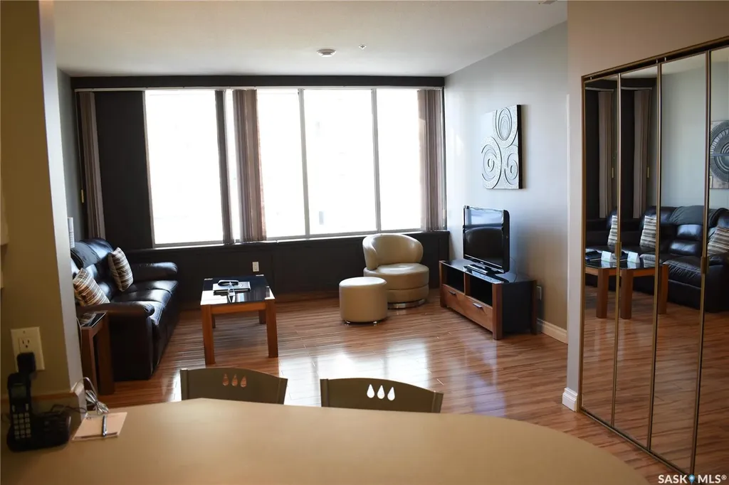 1867 Hamilton Street Regina SK S4P 2C2