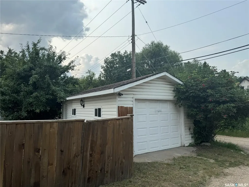100 105th Street W Saskatoon SK S7N 1N1
