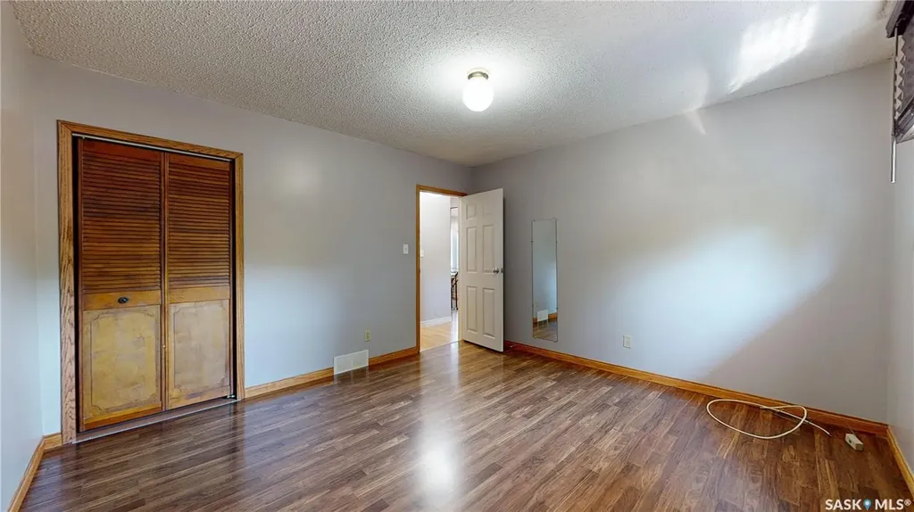 118 Salemka Crescent Regina SK S4R 7S1