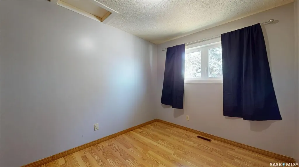 118 Salemka Crescent Regina SK S4R 7S1
