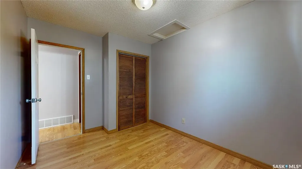 118 Salemka Crescent Regina SK S4R 7S1