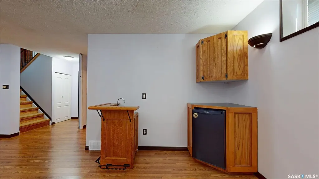 118 Salemka Crescent Regina SK S4R 7S1