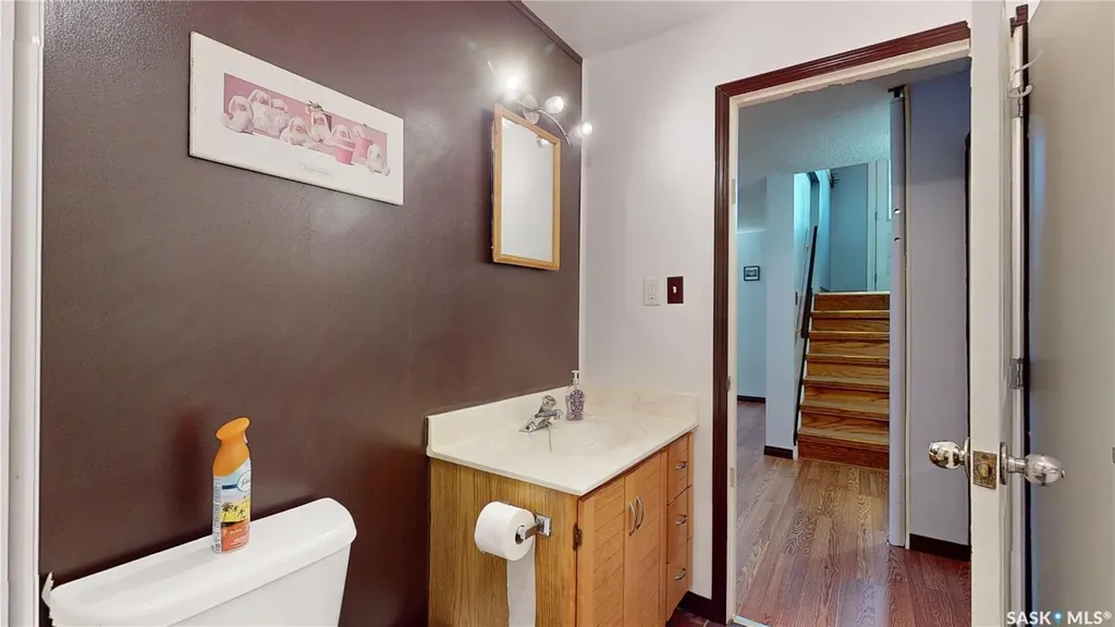 118 Salemka Crescent Regina SK S4R 7S1
