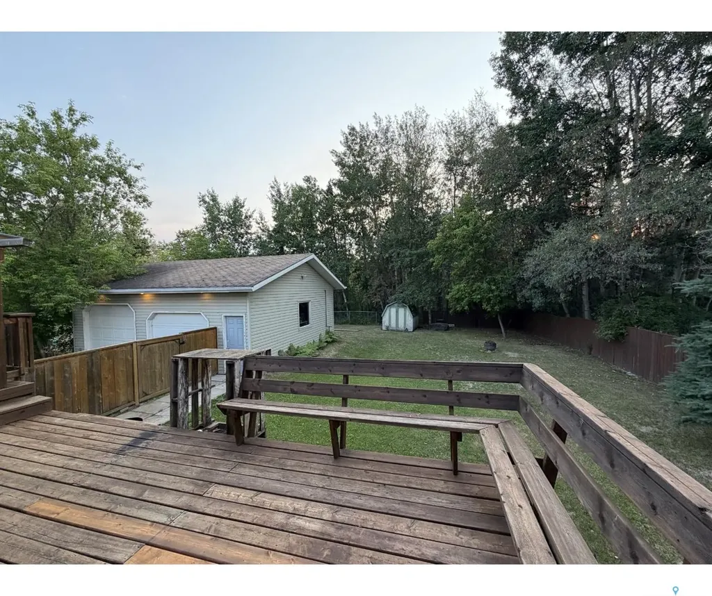 241 Dehavilland Avenue Air Ronge SK S0J 3G0