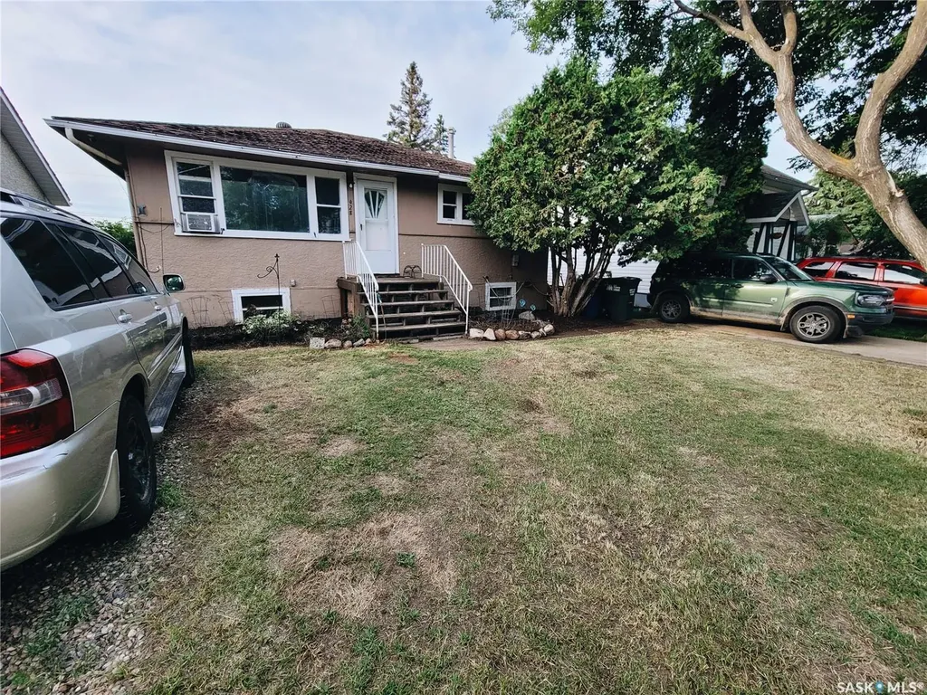 428 20th Street E Prince Albert SK S6V 1L1