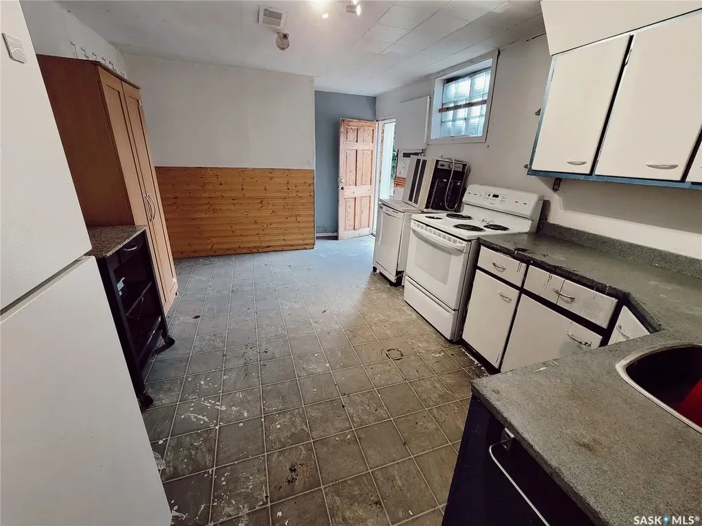 428 20th Street E Prince Albert SK S6V 1L1