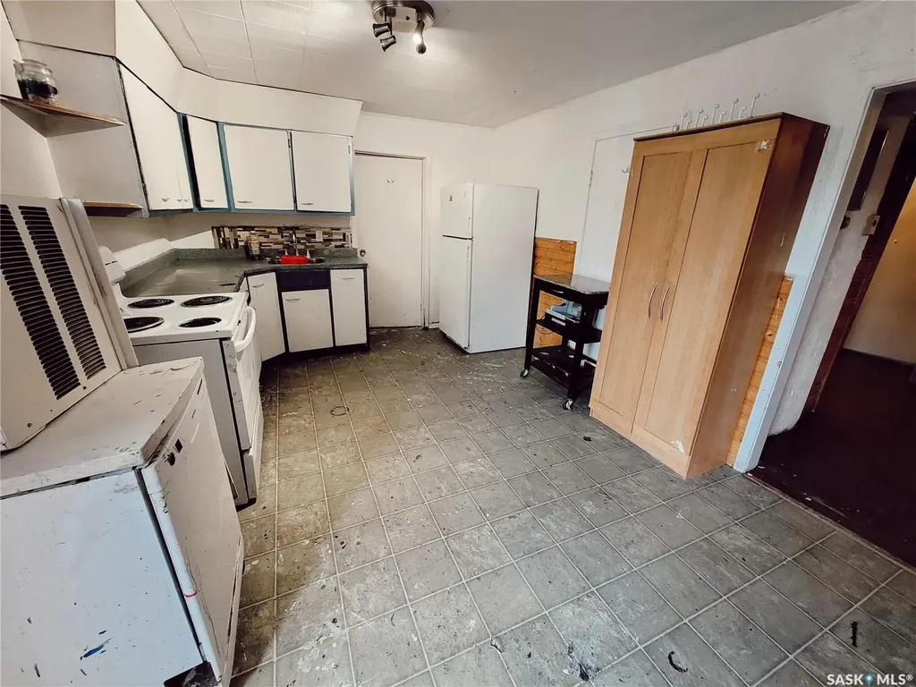 428 20th Street E Prince Albert SK S6V 1L1