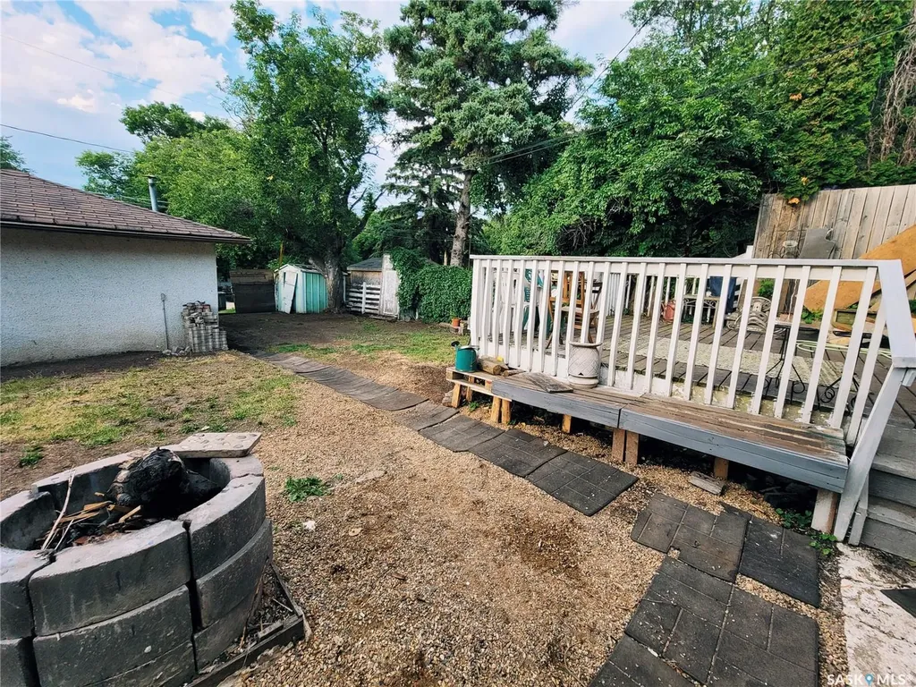 428 20th Street E Prince Albert SK S6V 1L1