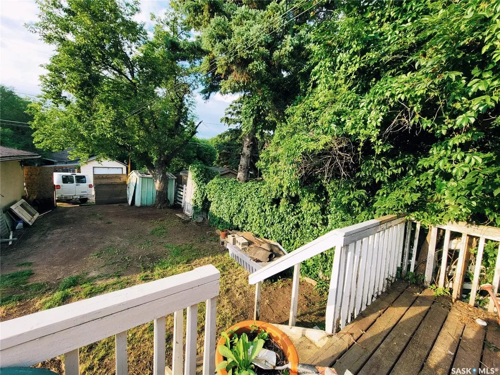 428 20th Street E Prince Albert SK S6V 1L1