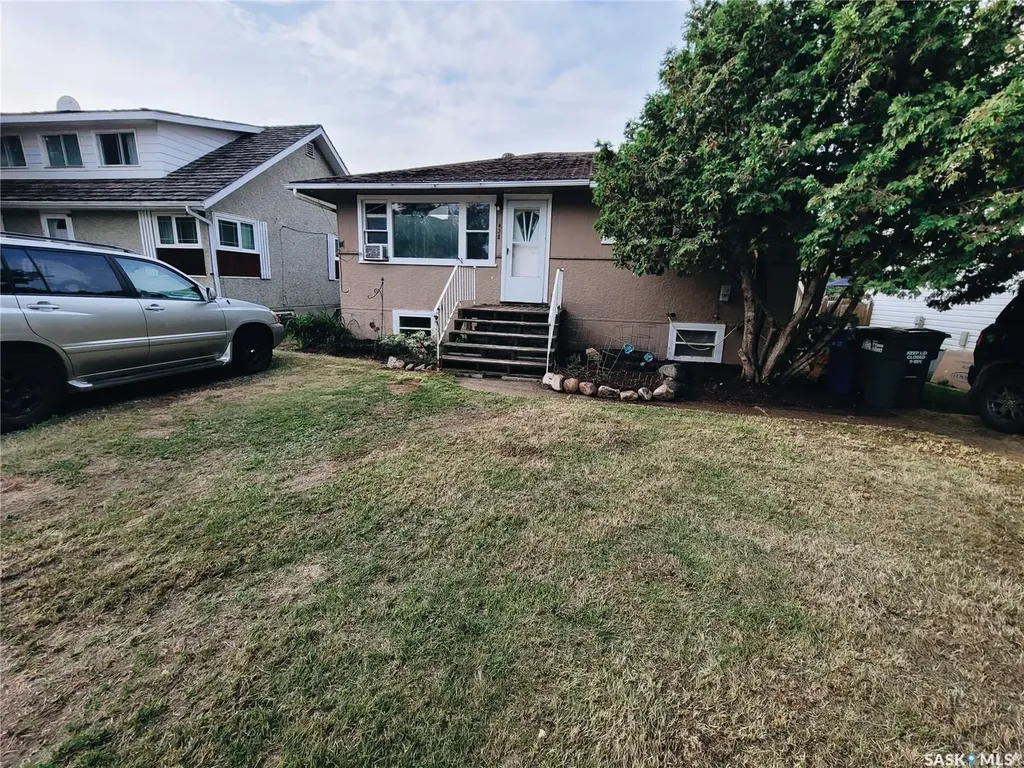 428 20th Street E Prince Albert SK S6V 1L1