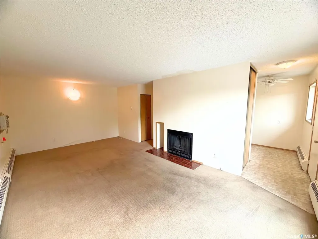 15 Alport Crescent Regina SK S4R 8C6